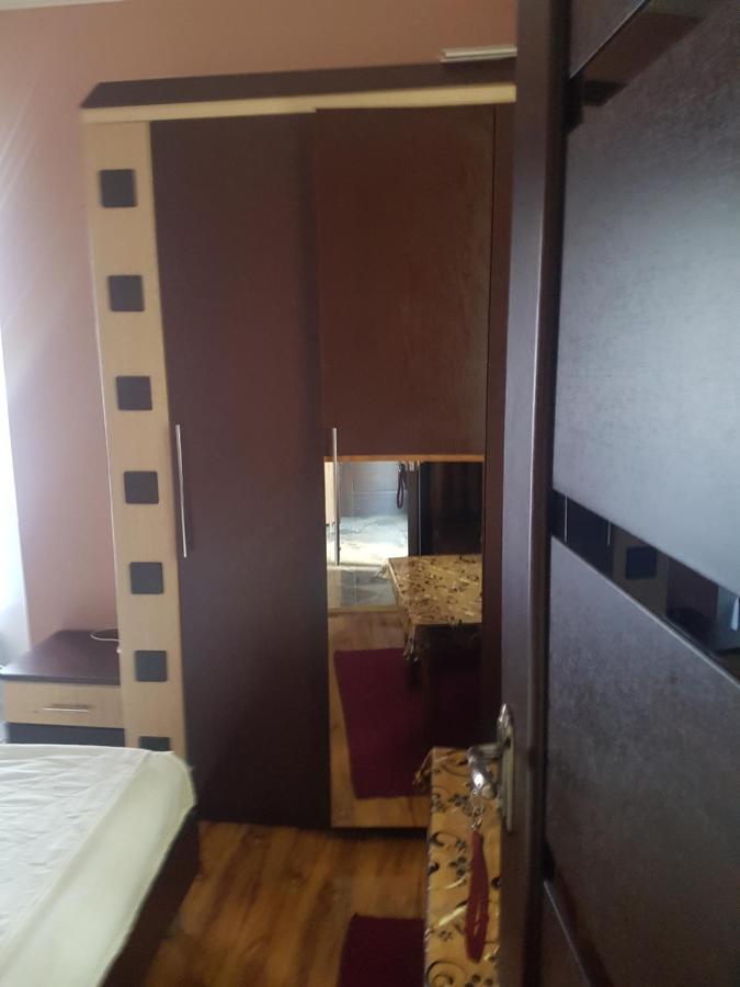 Guest House 2 Floor Batumi Exterior foto