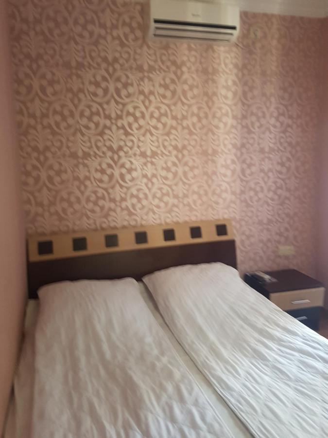 Guest House 2 Floor Batumi Exterior foto