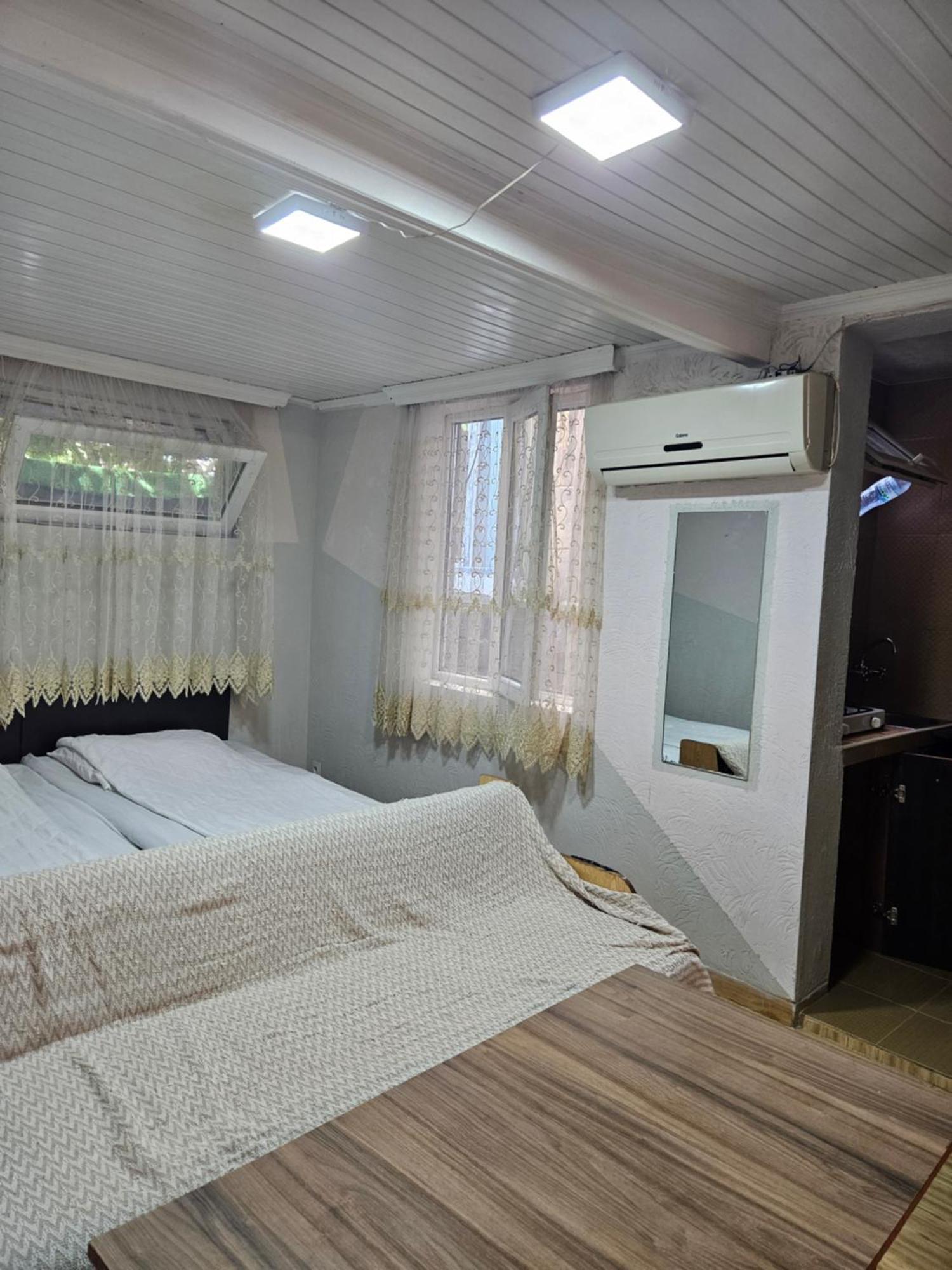 Guest House 2 Floor Batumi Exterior foto